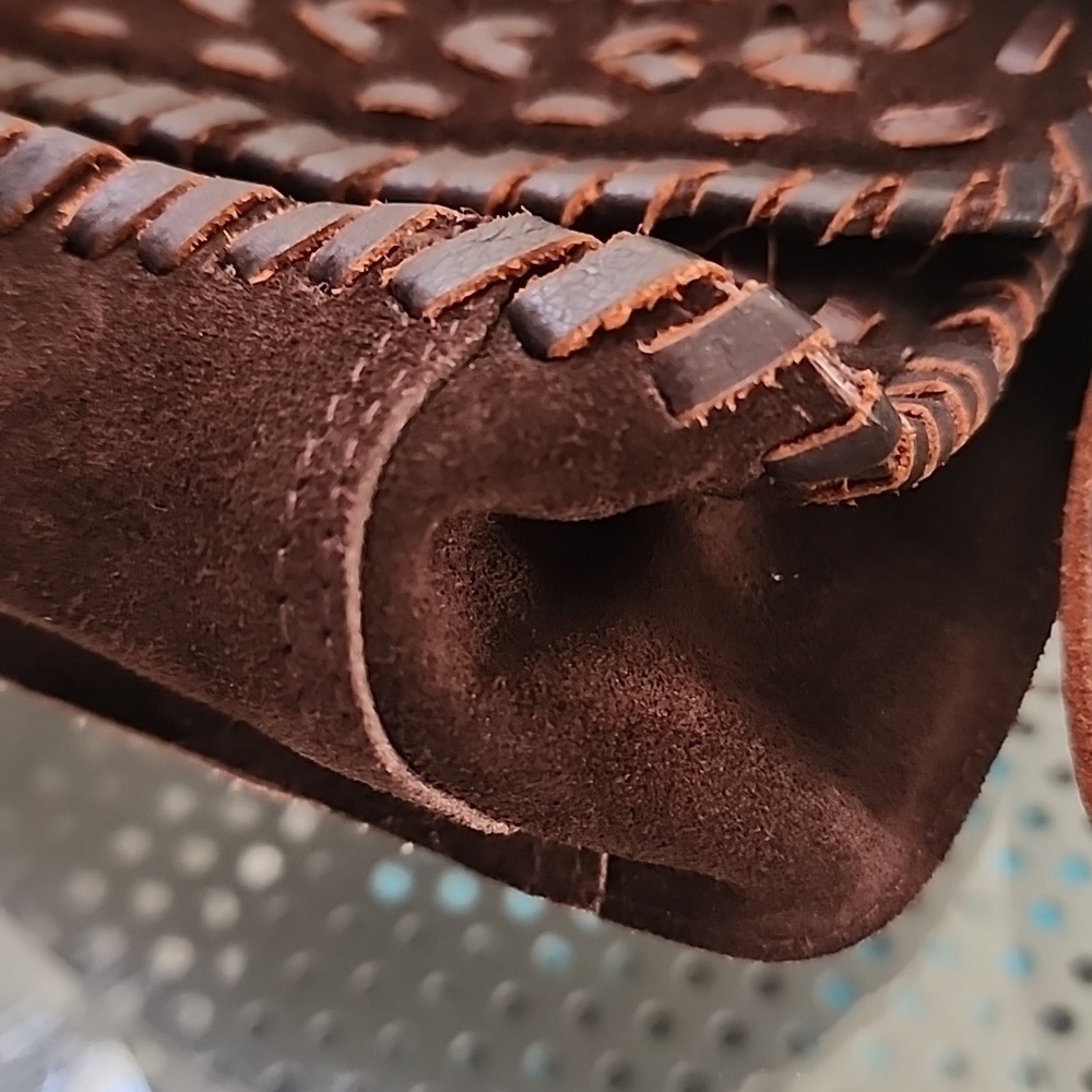 Anabaglish Brown Suede Hand-Stitched Leather Crossbody Bag - Picture 10 of 10